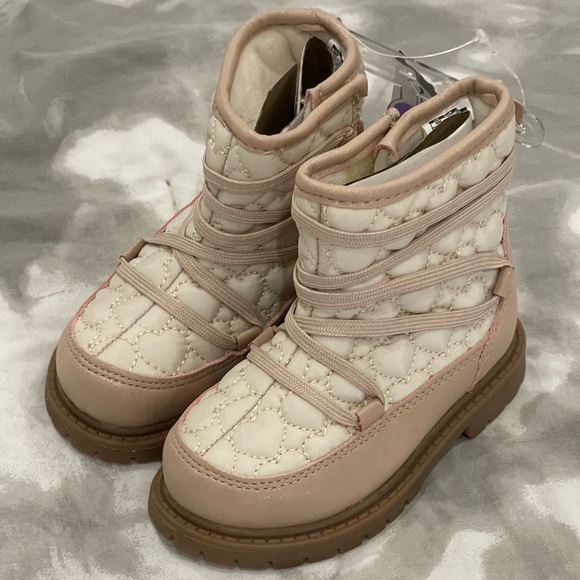 Carter's Other - New Carters 6 Beige/Pink Glitter Accent Boots with Heart Patterned Stitching